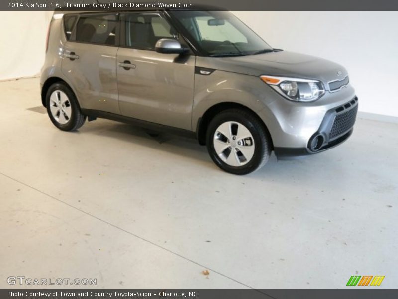 Titanium Gray / Black Diamond Woven Cloth 2014 Kia Soul 1.6