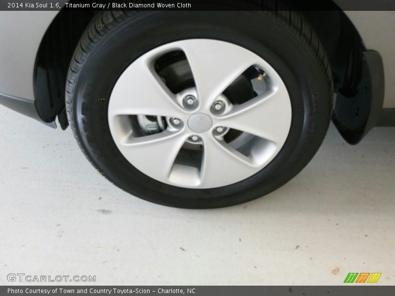 Titanium Gray / Black Diamond Woven Cloth 2014 Kia Soul 1.6