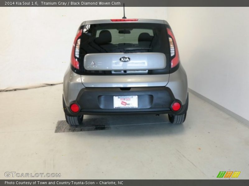 Titanium Gray / Black Diamond Woven Cloth 2014 Kia Soul 1.6