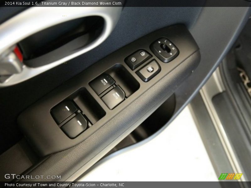 Titanium Gray / Black Diamond Woven Cloth 2014 Kia Soul 1.6