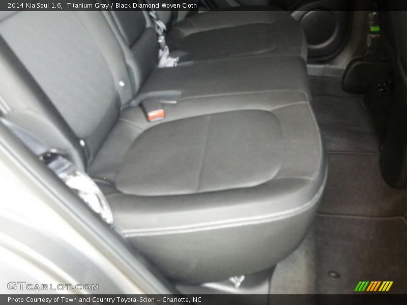 Titanium Gray / Black Diamond Woven Cloth 2014 Kia Soul 1.6