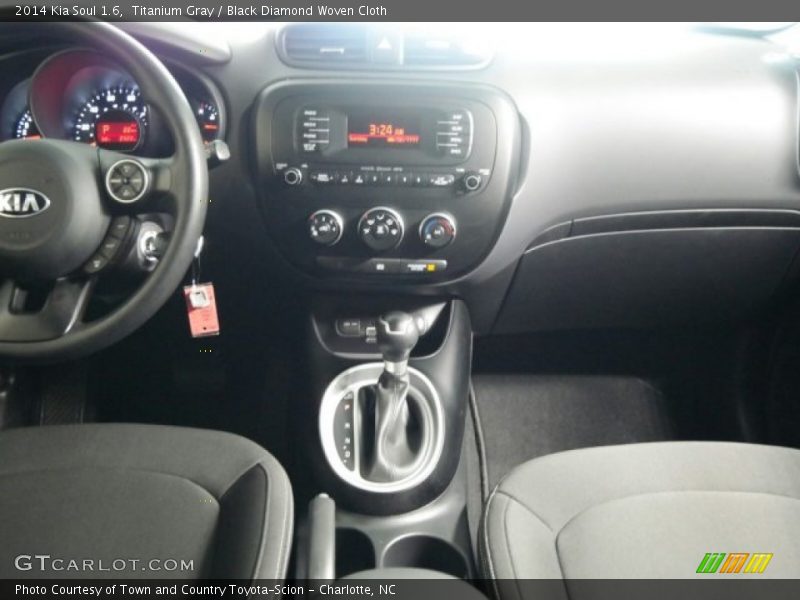 Titanium Gray / Black Diamond Woven Cloth 2014 Kia Soul 1.6