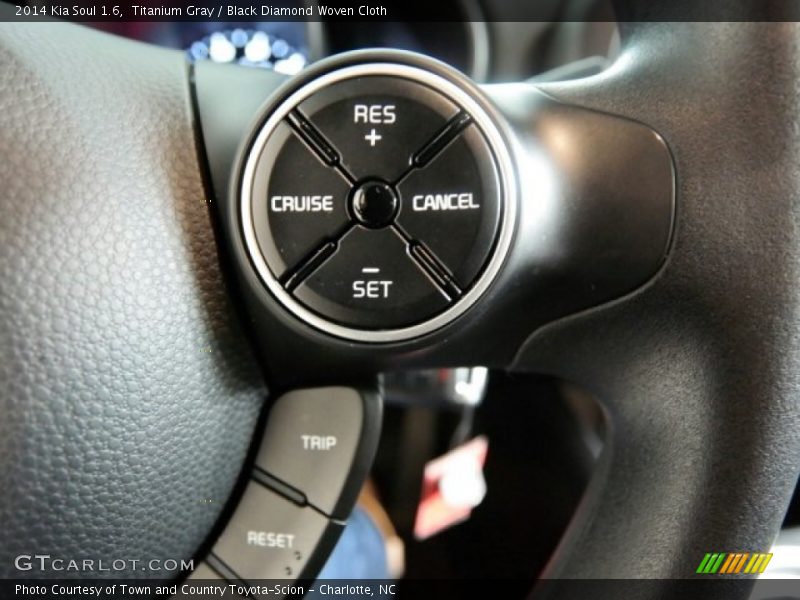 Titanium Gray / Black Diamond Woven Cloth 2014 Kia Soul 1.6