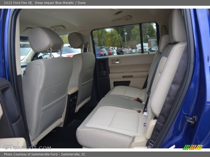 Deep Impact Blue Metallic / Dune 2013 Ford Flex SE