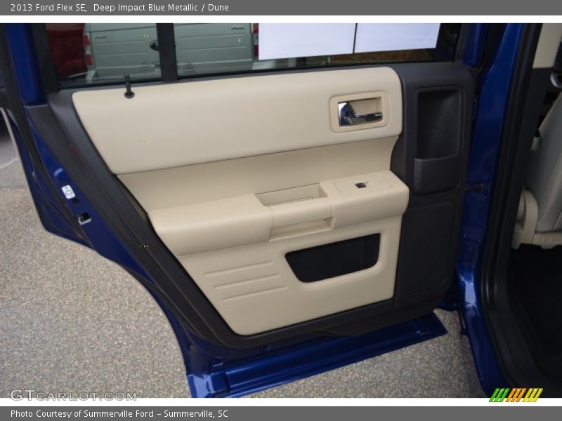 Deep Impact Blue Metallic / Dune 2013 Ford Flex SE