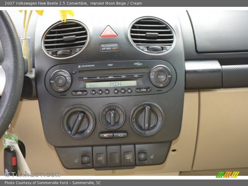 Harvest Moon Beige / Cream 2007 Volkswagen New Beetle 2.5 Convertible
