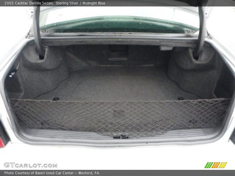  2003 DeVille Sedan Trunk
