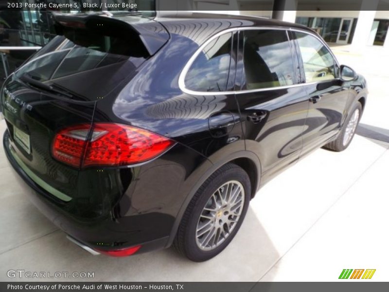Black / Luxor Beige 2013 Porsche Cayenne S