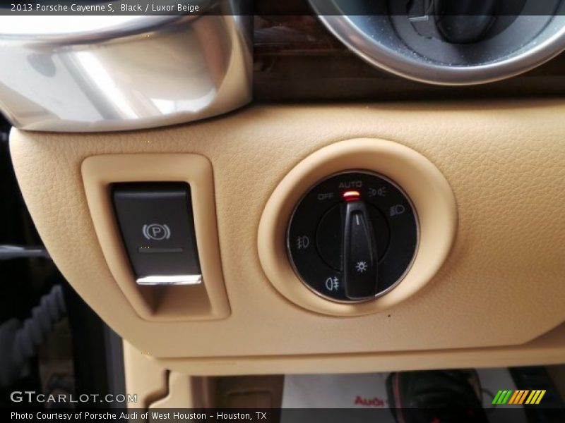 Black / Luxor Beige 2013 Porsche Cayenne S
