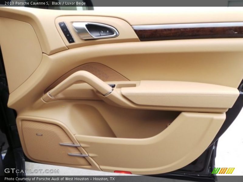 Black / Luxor Beige 2013 Porsche Cayenne S