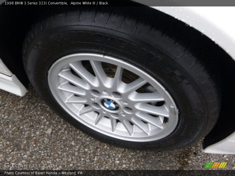 Alpine White III / Black 1998 BMW 3 Series 323i Convertible