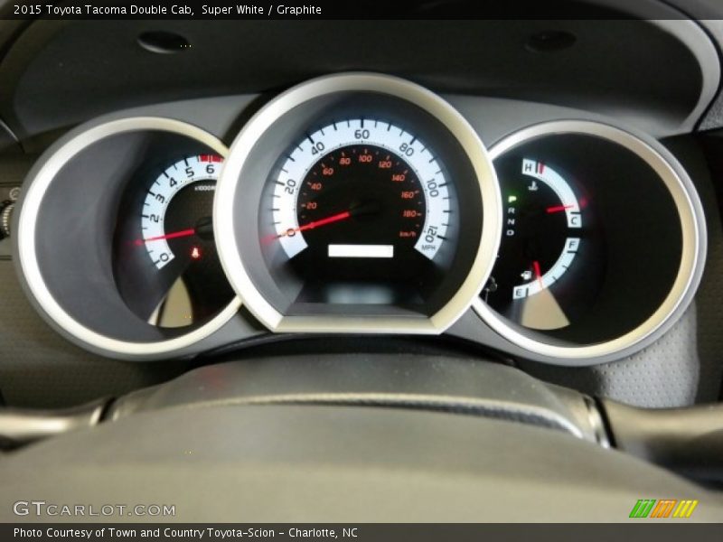 Super White / Graphite 2015 Toyota Tacoma Double Cab