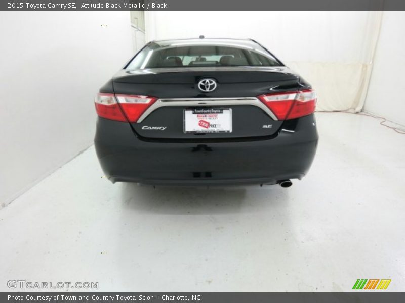 Attitude Black Metallic / Black 2015 Toyota Camry SE
