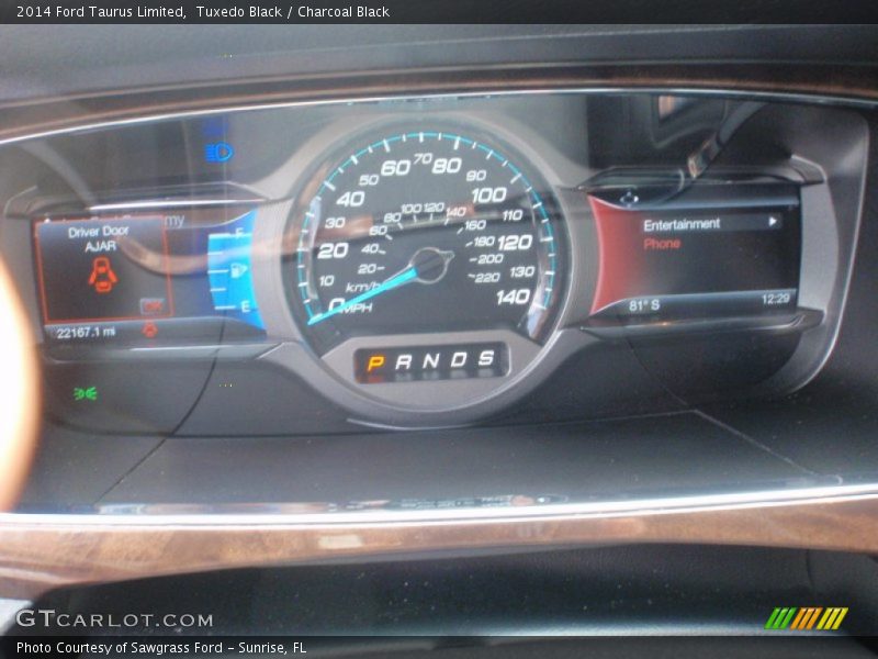Tuxedo Black / Charcoal Black 2014 Ford Taurus Limited
