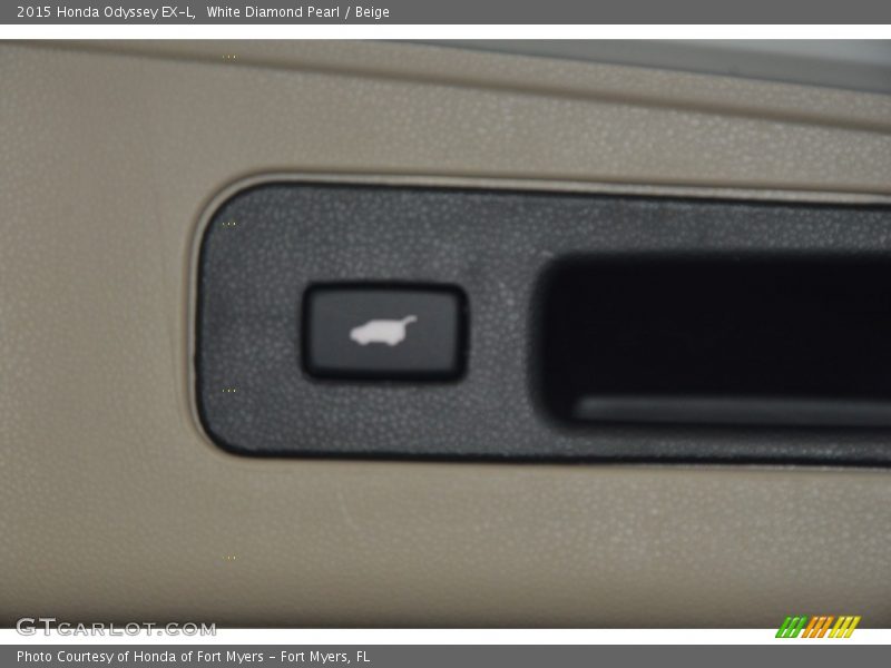 White Diamond Pearl / Beige 2015 Honda Odyssey EX-L