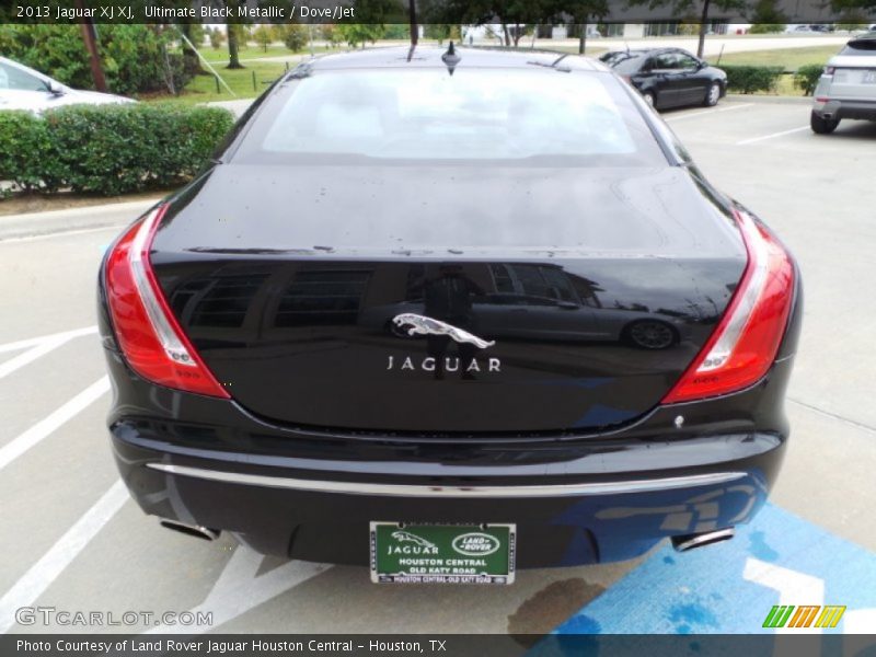 Ultimate Black Metallic / Dove/Jet 2013 Jaguar XJ XJ