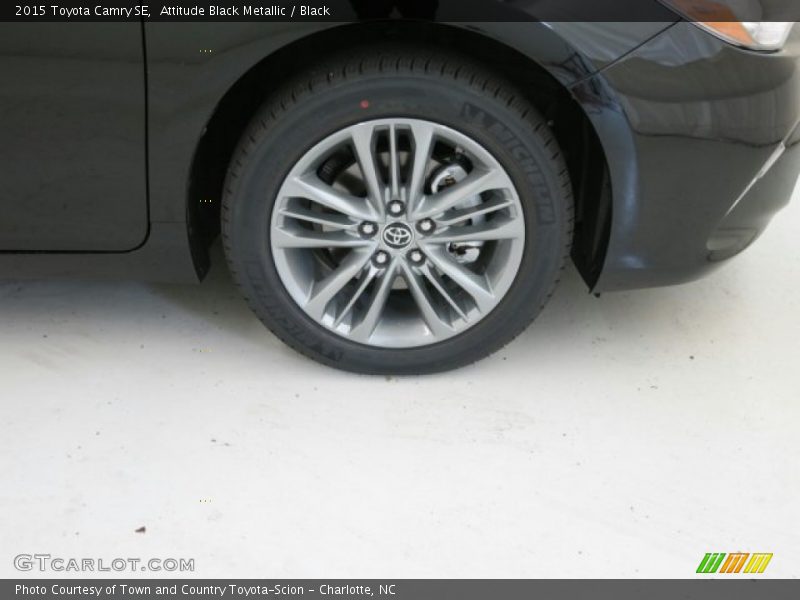 Attitude Black Metallic / Black 2015 Toyota Camry SE