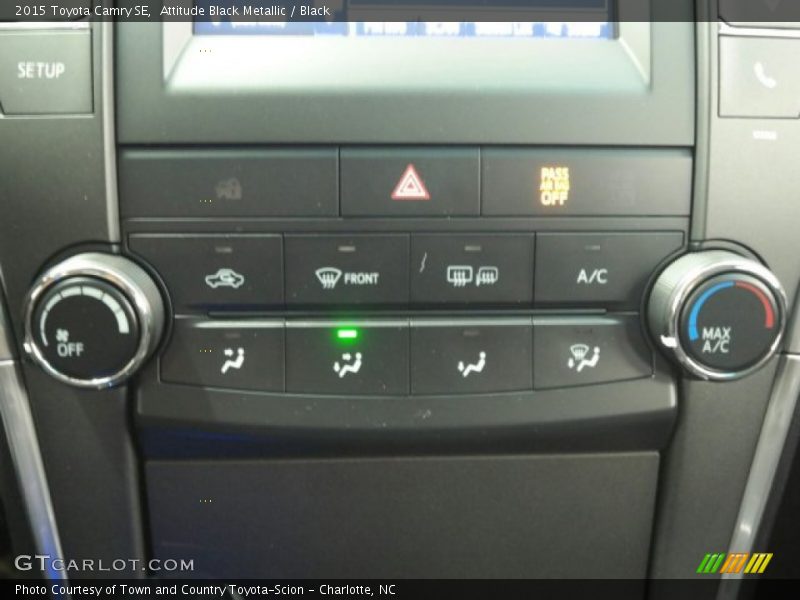 Attitude Black Metallic / Black 2015 Toyota Camry SE