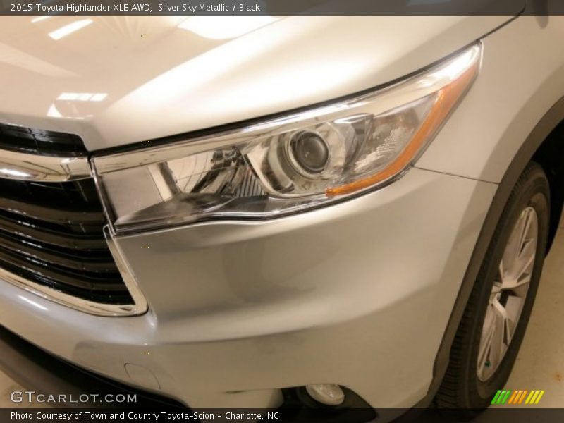 Silver Sky Metallic / Black 2015 Toyota Highlander XLE AWD