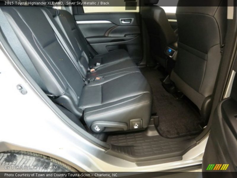 Silver Sky Metallic / Black 2015 Toyota Highlander XLE AWD