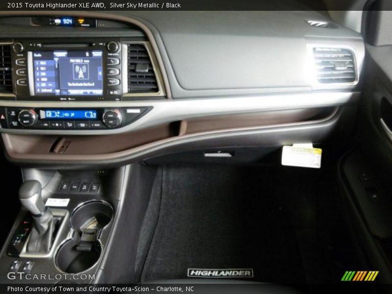 Silver Sky Metallic / Black 2015 Toyota Highlander XLE AWD