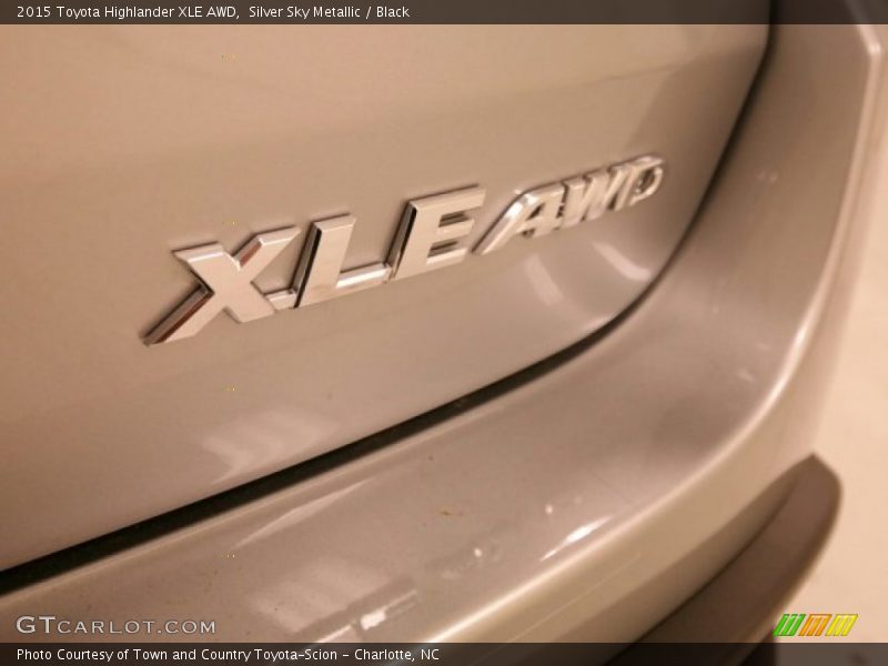 Silver Sky Metallic / Black 2015 Toyota Highlander XLE AWD