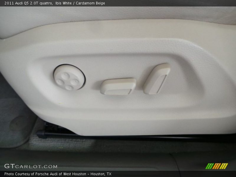 Ibis White / Cardamom Beige 2011 Audi Q5 2.0T quattro