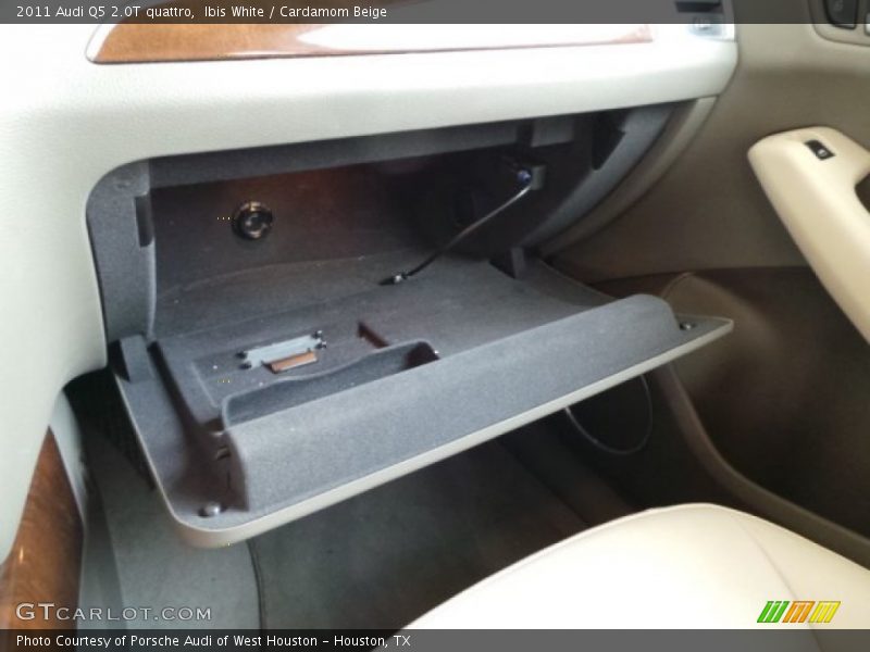 Ibis White / Cardamom Beige 2011 Audi Q5 2.0T quattro