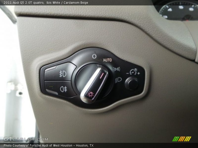Ibis White / Cardamom Beige 2011 Audi Q5 2.0T quattro