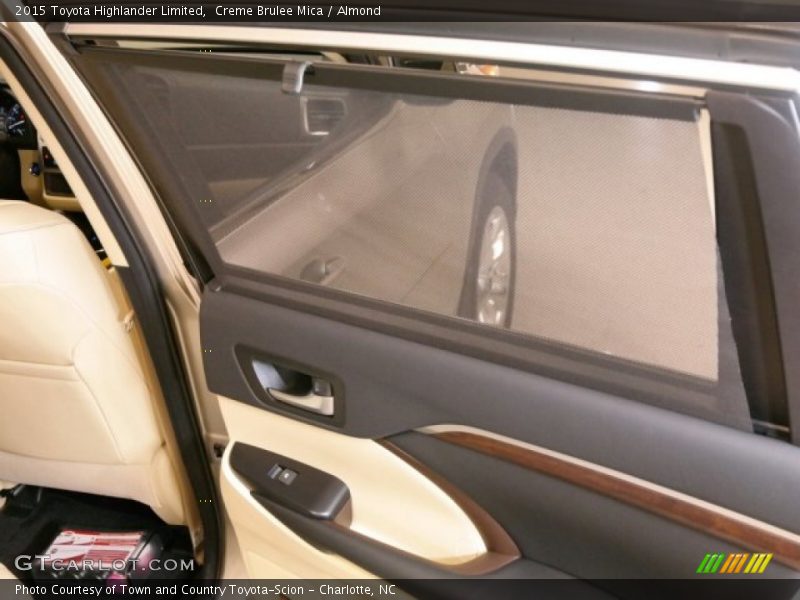 Creme Brulee Mica / Almond 2015 Toyota Highlander Limited