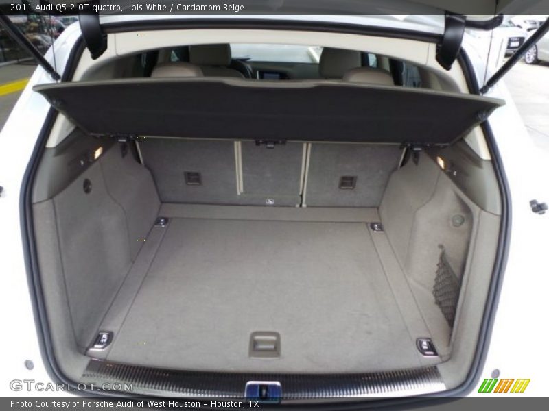 Ibis White / Cardamom Beige 2011 Audi Q5 2.0T quattro