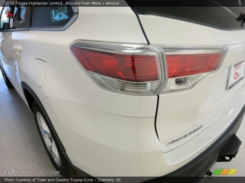 Blizzard Pearl White / Almond 2015 Toyota Highlander Limited
