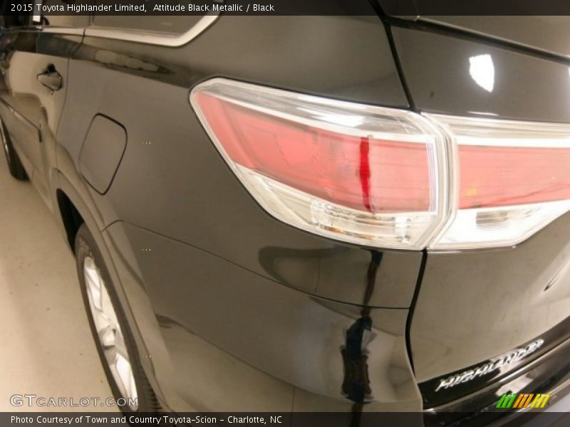 Attitude Black Metallic / Black 2015 Toyota Highlander Limited