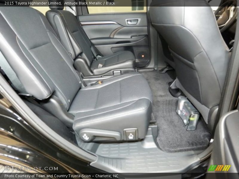 Attitude Black Metallic / Black 2015 Toyota Highlander Limited