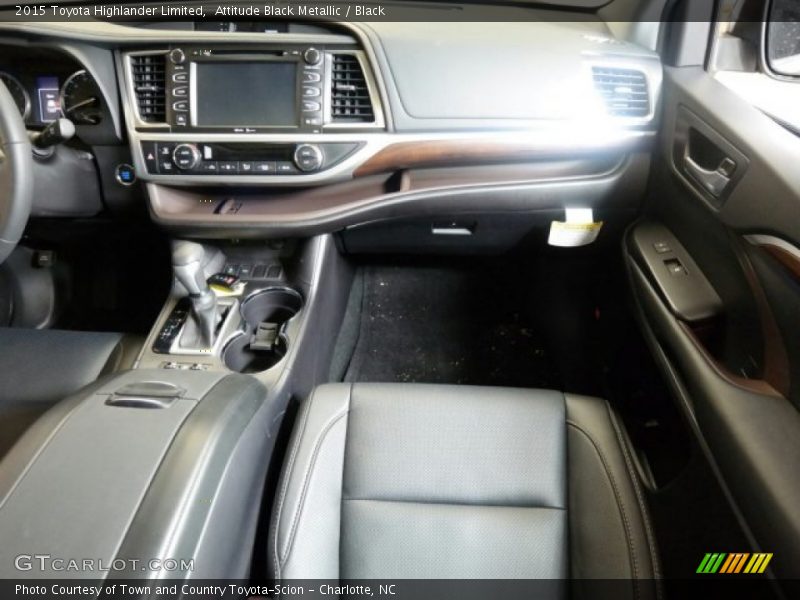 Attitude Black Metallic / Black 2015 Toyota Highlander Limited