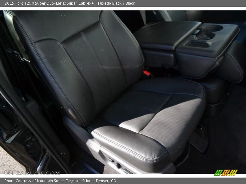 Tuxedo Black / Black 2015 Ford F250 Super Duty Lariat Super Cab 4x4