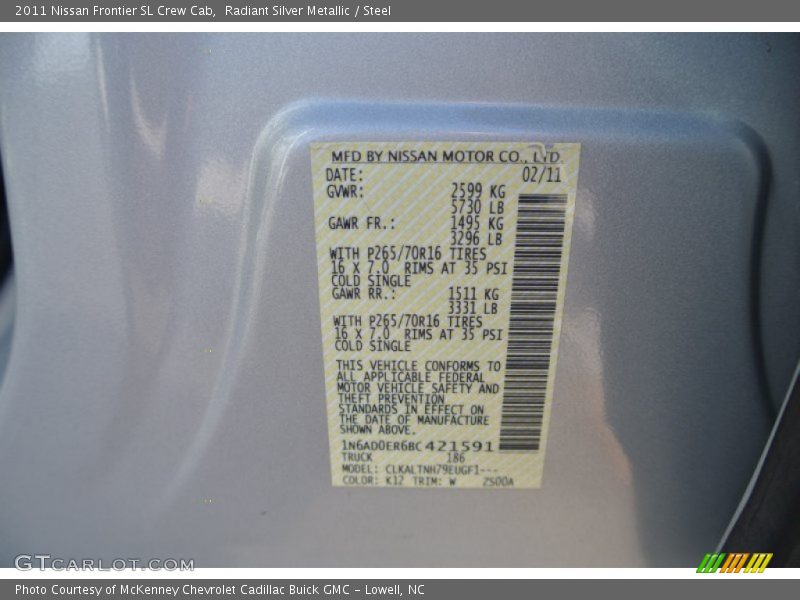 Radiant Silver Metallic / Steel 2011 Nissan Frontier SL Crew Cab