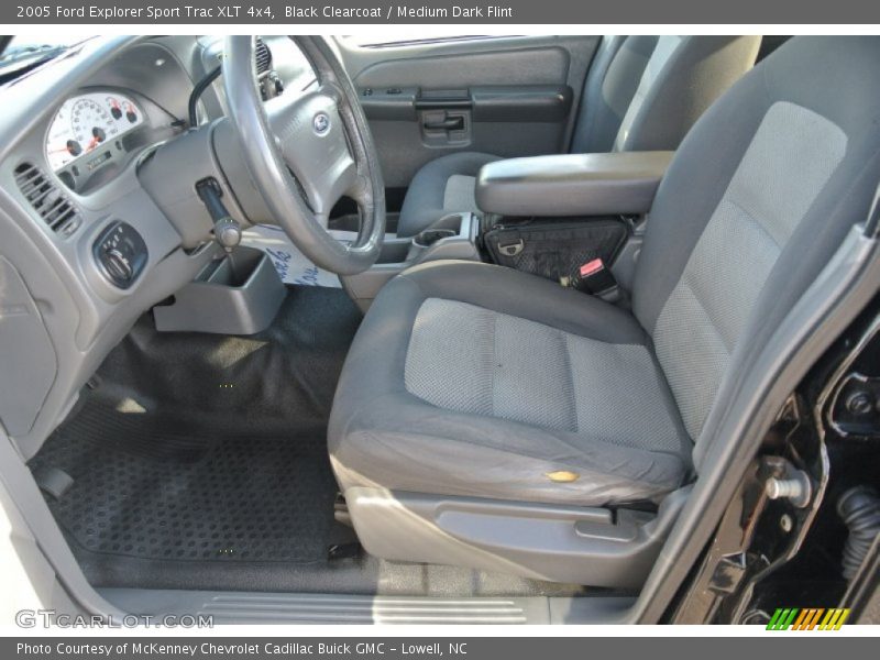 Black Clearcoat / Medium Dark Flint 2005 Ford Explorer Sport Trac XLT 4x4