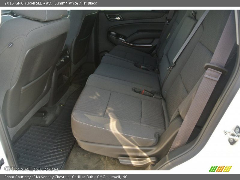 Summit White / Jet Black 2015 GMC Yukon SLE 4WD
