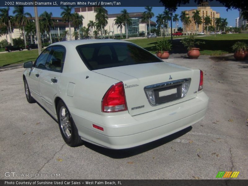 Platinum White Pearl / Brown/Tan 2002 Mitsubishi Diamante LS