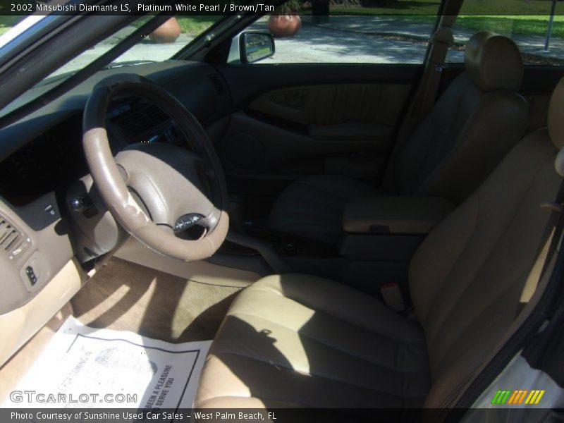 Platinum White Pearl / Brown/Tan 2002 Mitsubishi Diamante LS