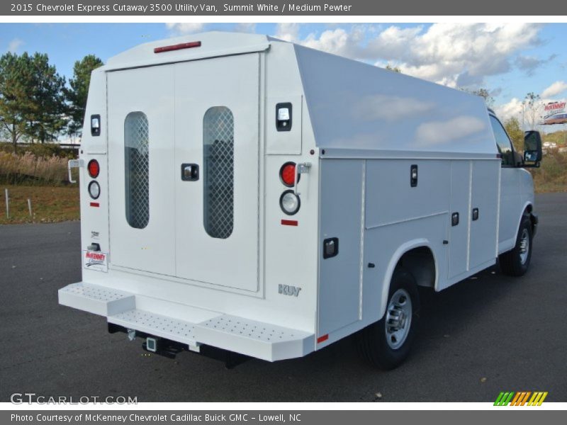 Summit White / Medium Pewter 2015 Chevrolet Express Cutaway 3500 Utility Van