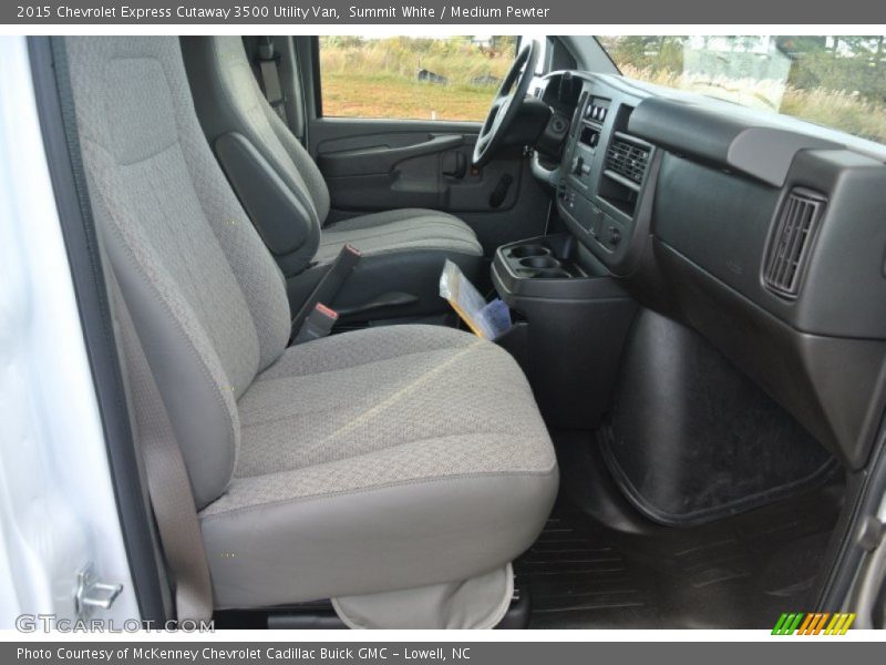 Summit White / Medium Pewter 2015 Chevrolet Express Cutaway 3500 Utility Van