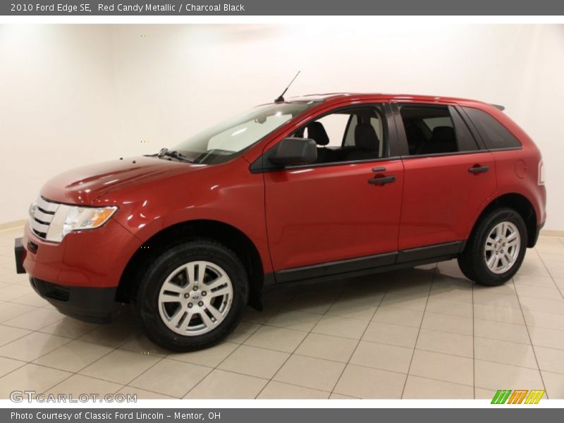Front 3/4 View of 2010 Edge SE