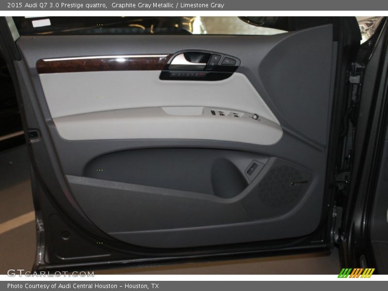 Graphite Gray Metallic / Limestone Gray 2015 Audi Q7 3.0 Prestige quattro