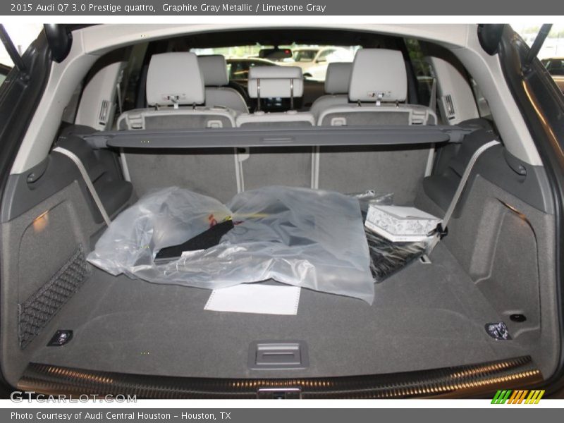 Graphite Gray Metallic / Limestone Gray 2015 Audi Q7 3.0 Prestige quattro