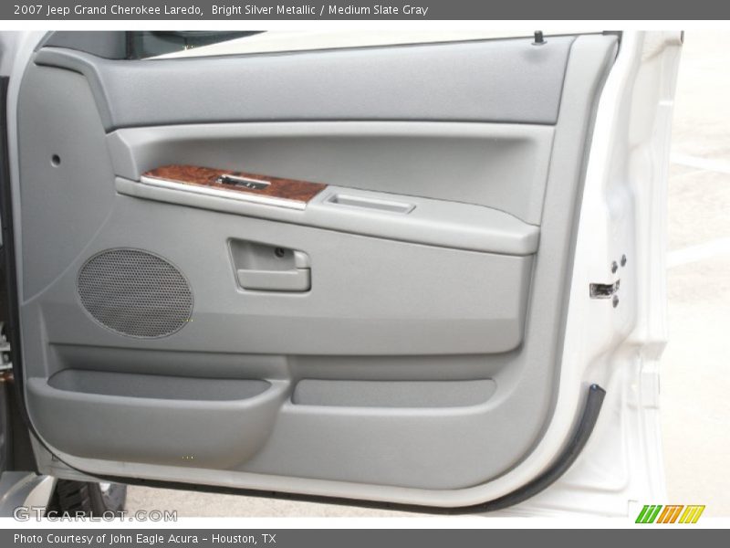 Bright Silver Metallic / Medium Slate Gray 2007 Jeep Grand Cherokee Laredo
