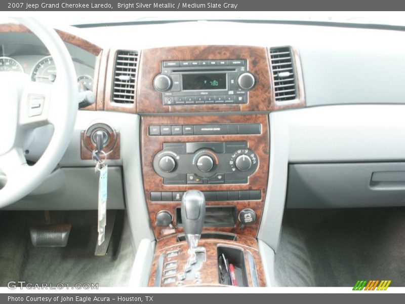 Bright Silver Metallic / Medium Slate Gray 2007 Jeep Grand Cherokee Laredo