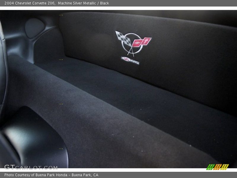 Machine Silver Metallic / Black 2004 Chevrolet Corvette Z06
