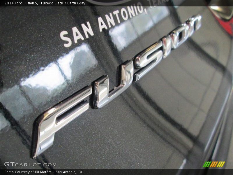 Tuxedo Black / Earth Gray 2014 Ford Fusion S